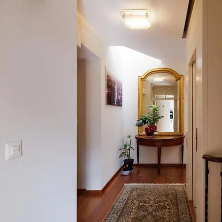 Cosy A 2 Minutes Du Apartament