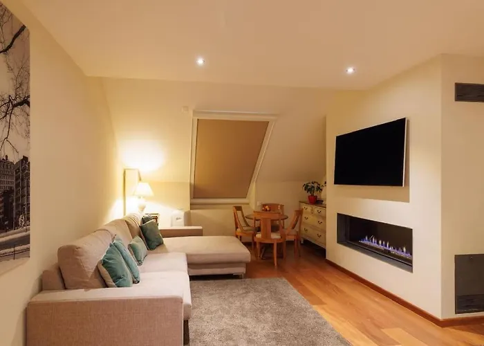 Cosy A 2 Minutes Du Apartament